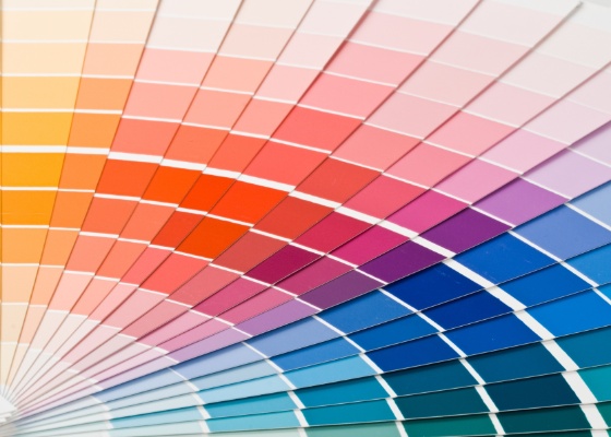 Postergação da produção na indústria de tintas