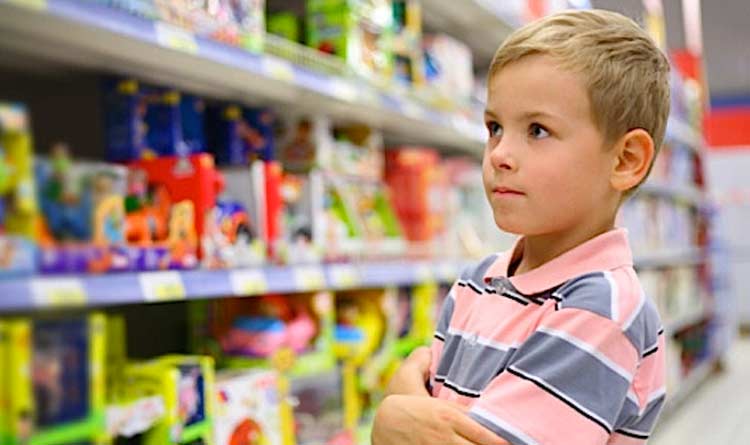 O colorido e o posicionamento dos produtos infantis incrementam as vendas