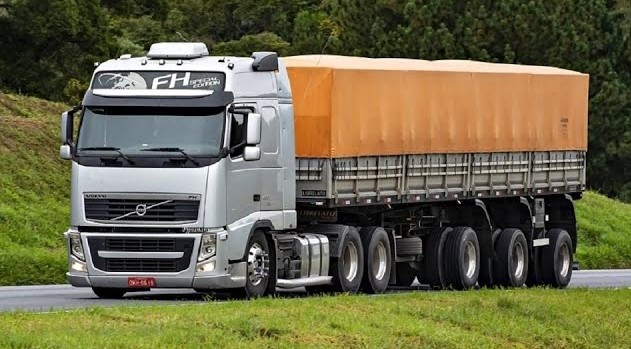 Transporte rodoviário de cargas: entenda os desafios desse modal de transporte